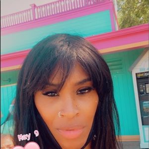 Meet your Posher, Tiffany